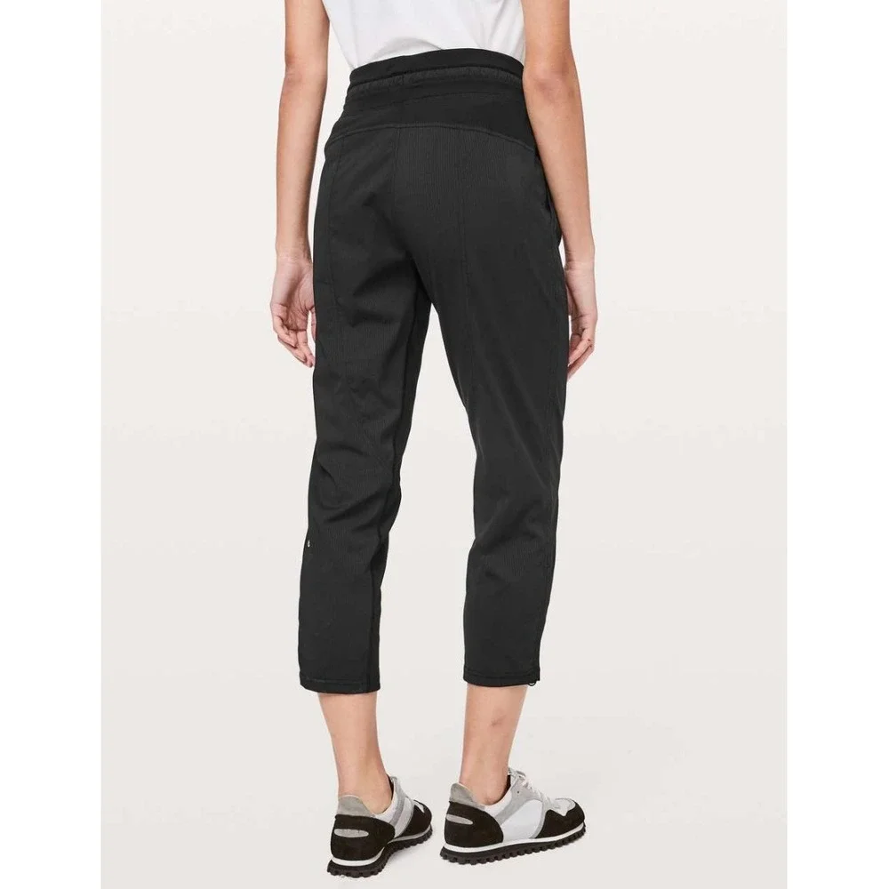 Lululemon Dance Studio Crop 25